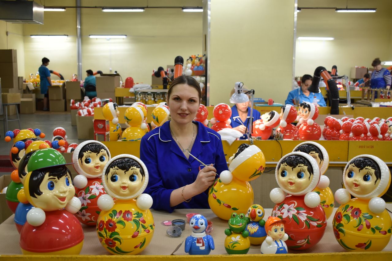 Steps to Launching a Toy Manufacturing Business