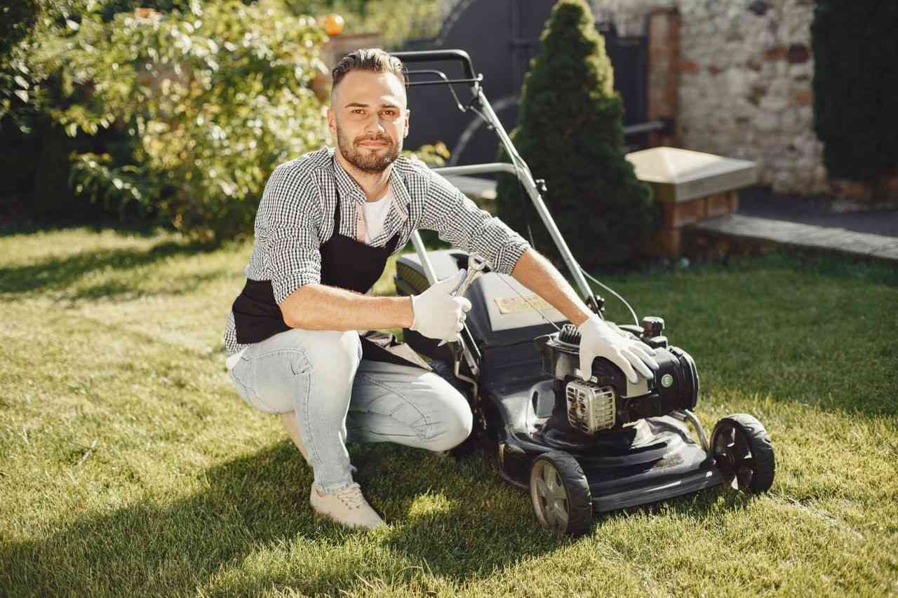 How to Start a Lawn Care Business