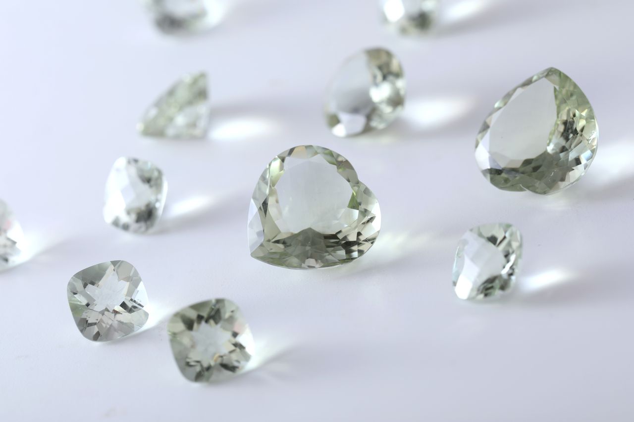 How to Start a Gemstone Business